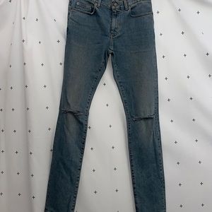 Men’s blue jeans